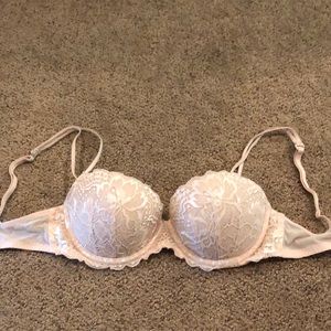 Victoria’s Secret Pink Lace Push-Up Bra